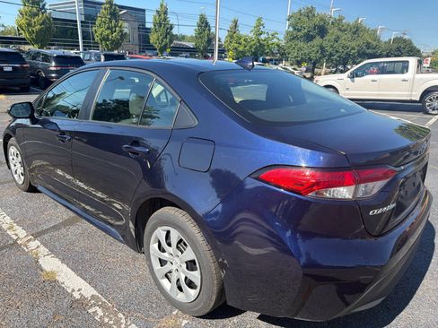 Used 2023 Toyota Corolla LE FWD image 7
