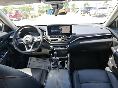 Used 2024 Nissan Altima 2.0 SR FWD image 10