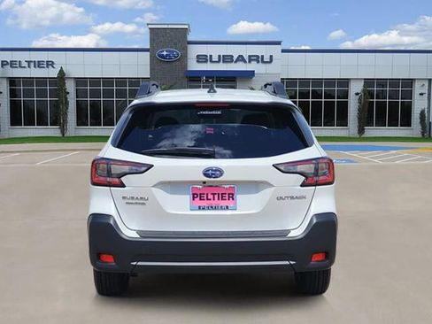 Used 2025 Subaru Outback Premium w/ Popular Package #1 AWD/4WD image 4