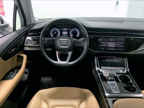 Used 2022 Audi Q7 3.0T Premium w/ Convenience Package image 13