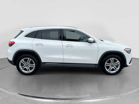 Used 2023 Mercedes-Benz GLA 250 4MATIC image 9