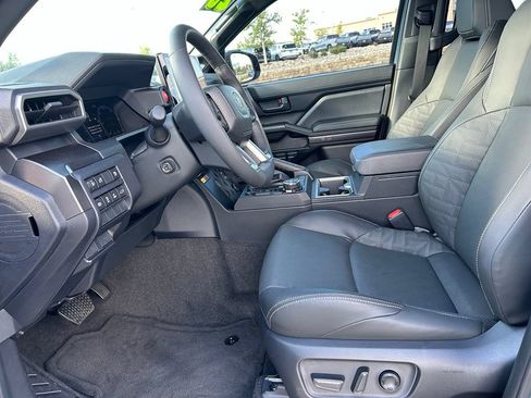 Used 2026 Toyota 4Runner TRD Off-Road Premium AWD/4WD image 19
