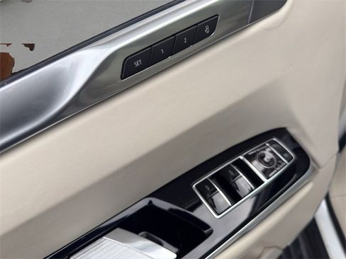 Used 2025 Cadillac Escalade Sport Platinum w/ LPO, ONYX Package image 12