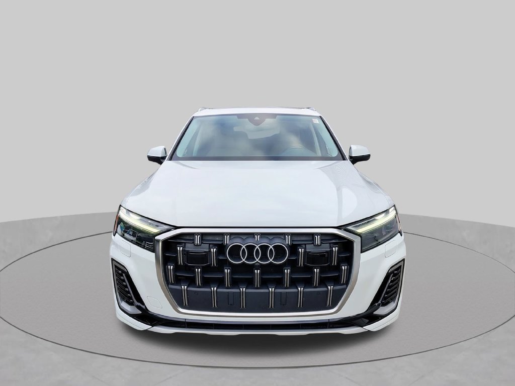 Used 2025 Audi Q7 3.0T Premium Plus AWD/4WD image 4