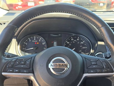 Used 2017 Nissan Rogue SL w/ SL Premium Package AWD/4WD image 35