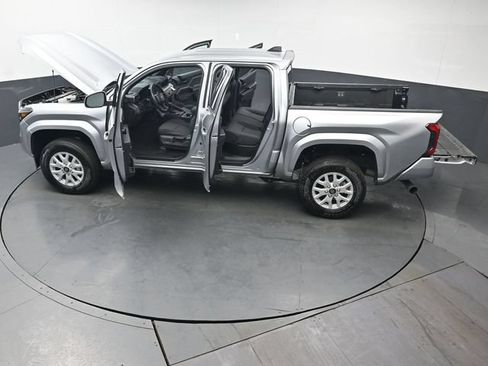 Used 2026 Toyota Tacoma SR5 AWD/4WD image 49