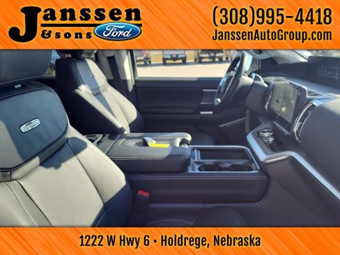 New 2026 Ford Expedition Max Platinum w/ Driver's Package image 7