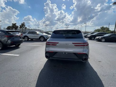 Used 2022 Genesis GV70 3.5T Sport w/ Sport Prestige Package AWD/4WD image 8