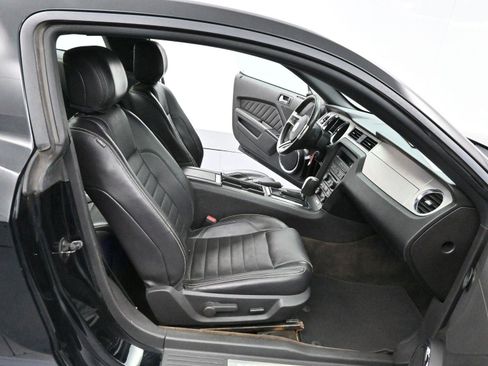 Used 2014 Ford Mustang Premium w/ Comfort Package image 26