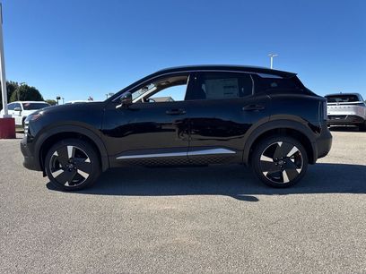 New 2026 Nissan Kicks SR