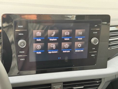 New 2026 Volkswagen Jetta SE image 28