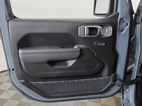 New 2026 Jeep Gladiator Sport image 9