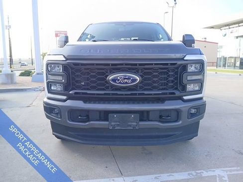 Used 2023 Ford F250 Lariat w/ Sport Appearance Package AWD/4WD image 2