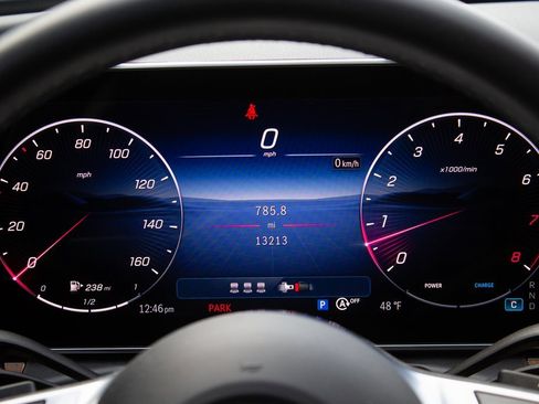 Used 2025 Mercedes-Benz C 300 4MATIC Sedan image 15