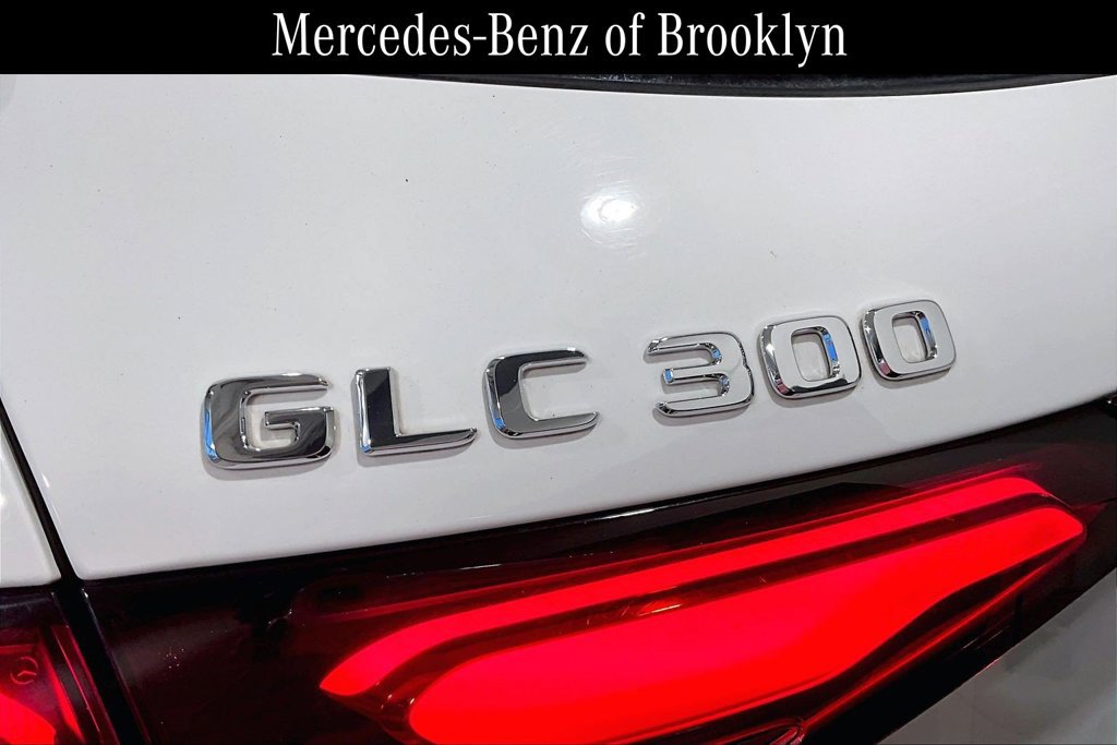 Used 2023 Mercedes-Benz GLC 300 4MATIC image 31