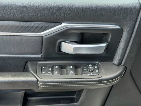Used 2025 RAM 2500 Big Horn AWD/4WD image 19