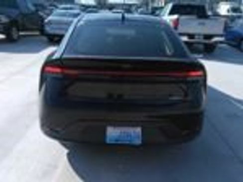 Used 2024 Toyota Prius LE image 9