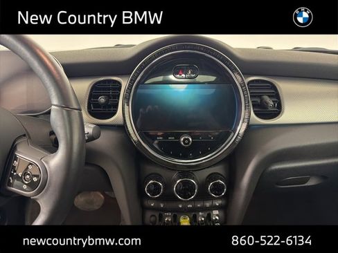 Used 2024 MINI Cooper SE w/ Signature Upholstery Package image 13