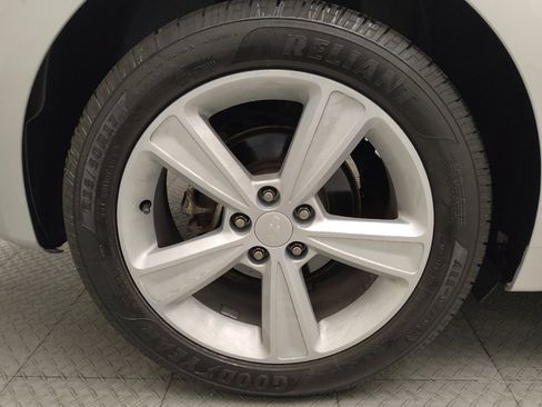 Used 2015 Chevrolet Cruze LT FWD image 31