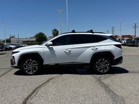 Used 2025 Hyundai Tucson Limited AWD/4WD image 4