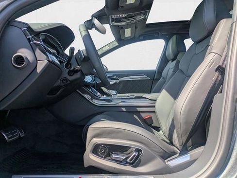 New 2025 Audi S8 image 4