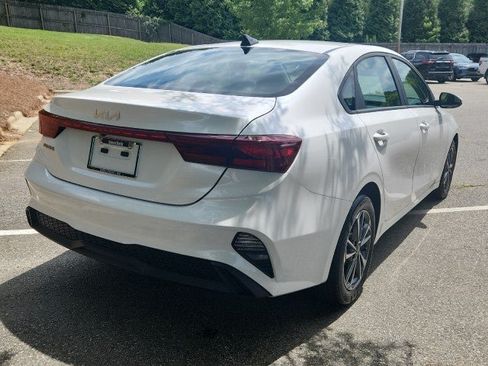 Used 2023 Kia Forte LXS FWD image 7