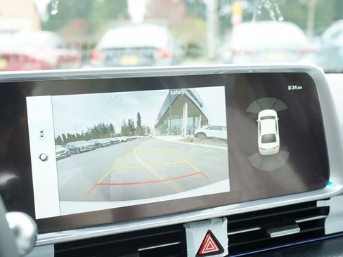 New 2025 Hyundai Ioniq 6 SEL AWD/4WD image 19
