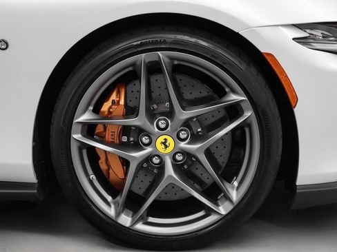 Certified 2024 Ferrari Roma Spider image 11