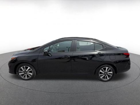 Used 2025 Nissan Versa SV FWD image 9