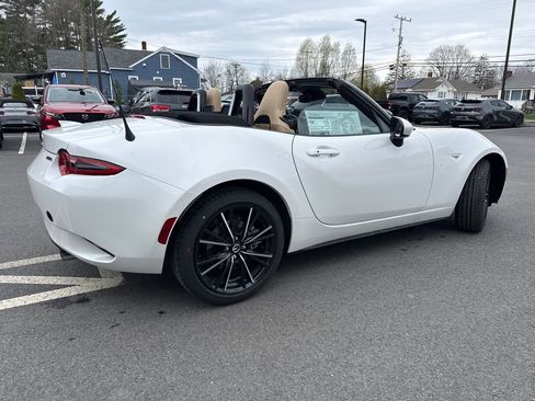 New 2026 MAZDA MX-5 Miata Grand Touring RWD image 5