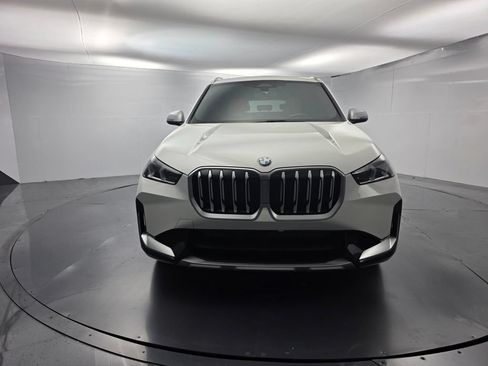 Used 2024 BMW X3 sDrive30i w/ Premium Package RWD image 2