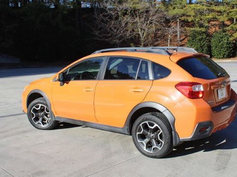 Used 2014 Subaru Crosstrek 2.0i Premium image 3
