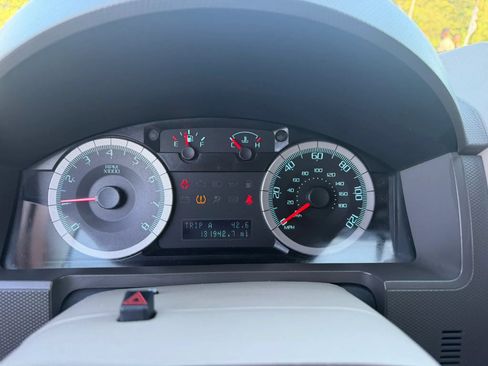 Used 2010 Ford Escape XLT FWD image 18