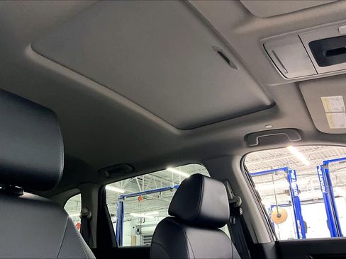 Used 2025 Honda CR-V EX-L image 13