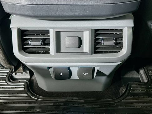 Used 2022 Ford F150 XLT w/ Equipment Group 302A High AWD/4WD image 26