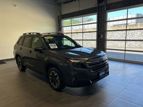 Used 2026 Subaru Forester Premium AWD/4WD image 10