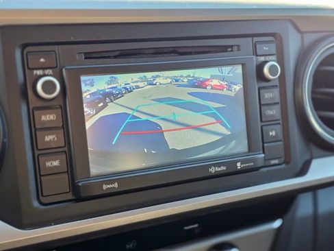 Used 2017 Toyota Tacoma SR5 image 25