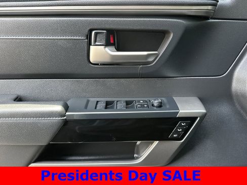 Used 2025 Toyota Tundra Limited image 11