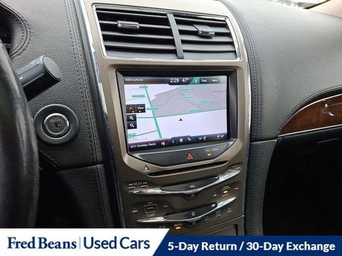 Used 2013 Lincoln MKX AWD image 25