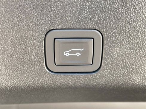 New 2026 Chevrolet Tahoe Premier image 13