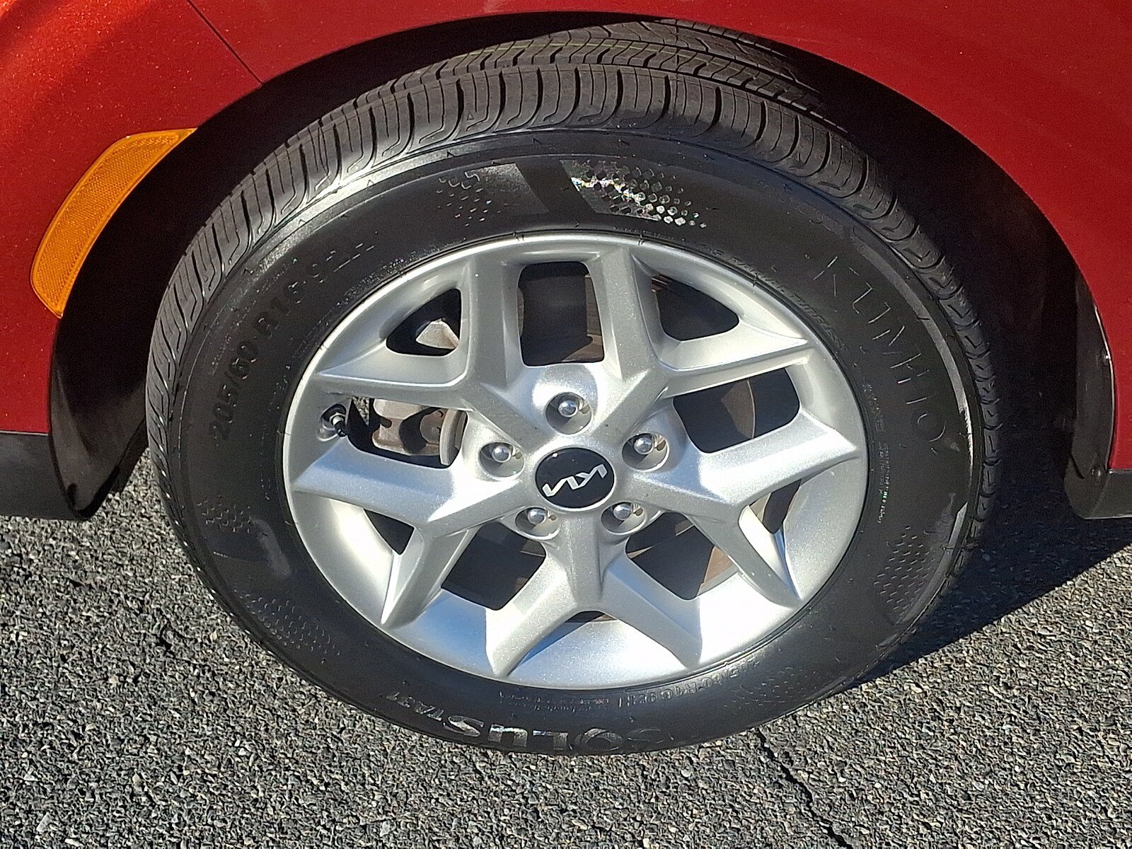 Used 2023 Kia Soul LX w/ LX Technology Package FWD image 8
