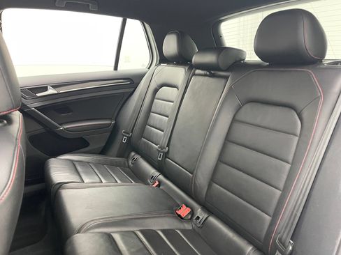 Used 2016 Volkswagen GTI Autobahn FWD image 39