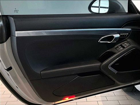 Used 2019 Porsche 911 Carrera S image 24