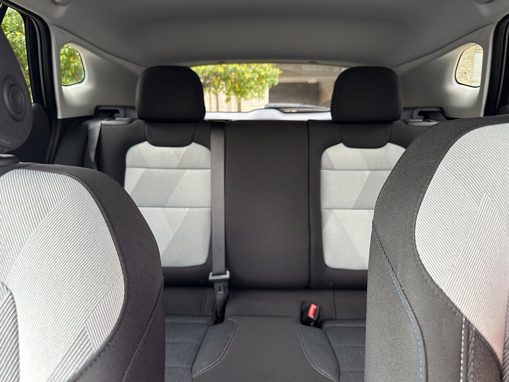 Used 2024 Chevrolet Trax LS w/ LS Convenience Package FWD image 17