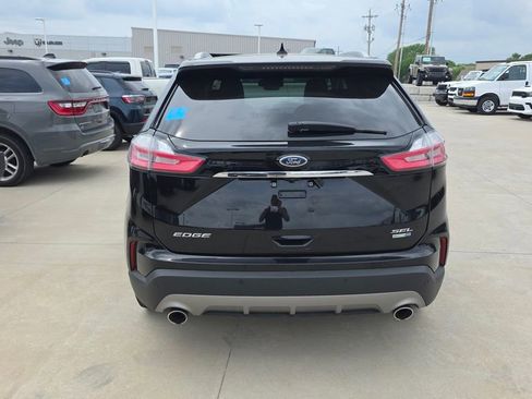Used 2020 Ford Edge SEL w/ Convenience Package image 4
