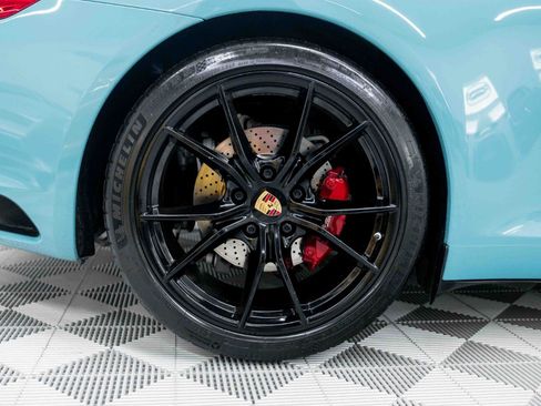 Used 2017 Porsche 911 Carrera image 32