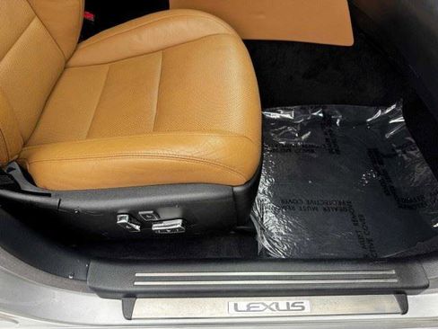 Used 2014 Lexus LS 460 w/ F Sport Package RWD image 53