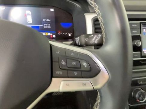 Used 2022 Volkswagen Atlas Cross Sport SE FWD image 23