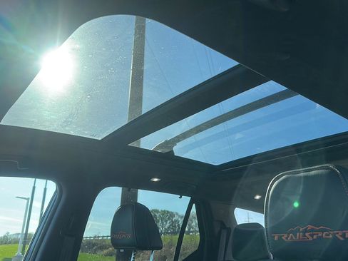 Used 2023 Honda Pilot TrailSport image 24