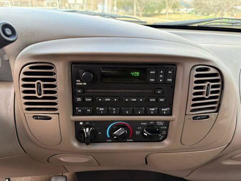 Used 2001 Ford F150 XLT image 83